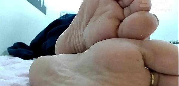  Soles feet of Colombia